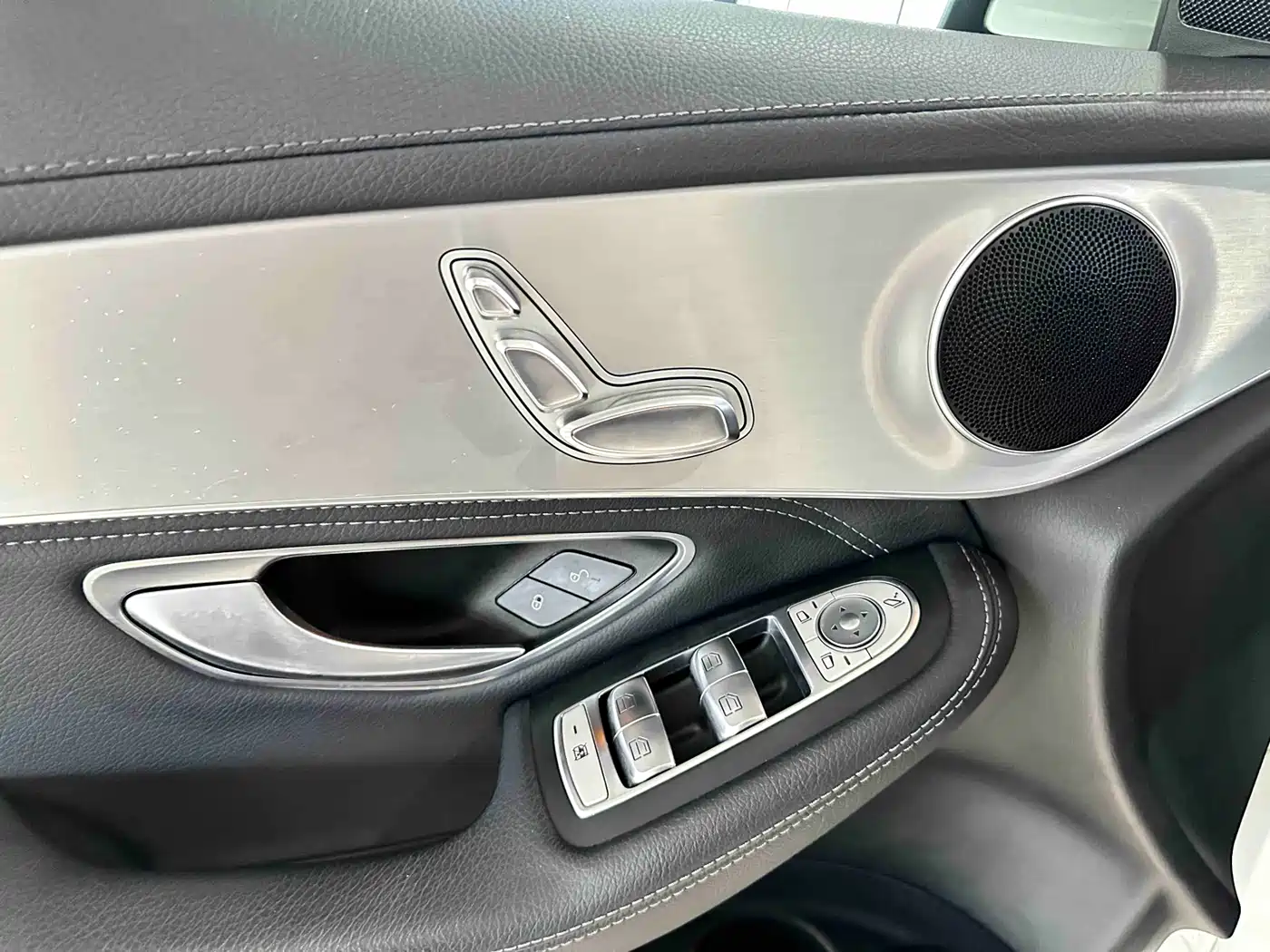 Mercedes-Benz GLC 2017 GLC 200 4MATIC фото 7