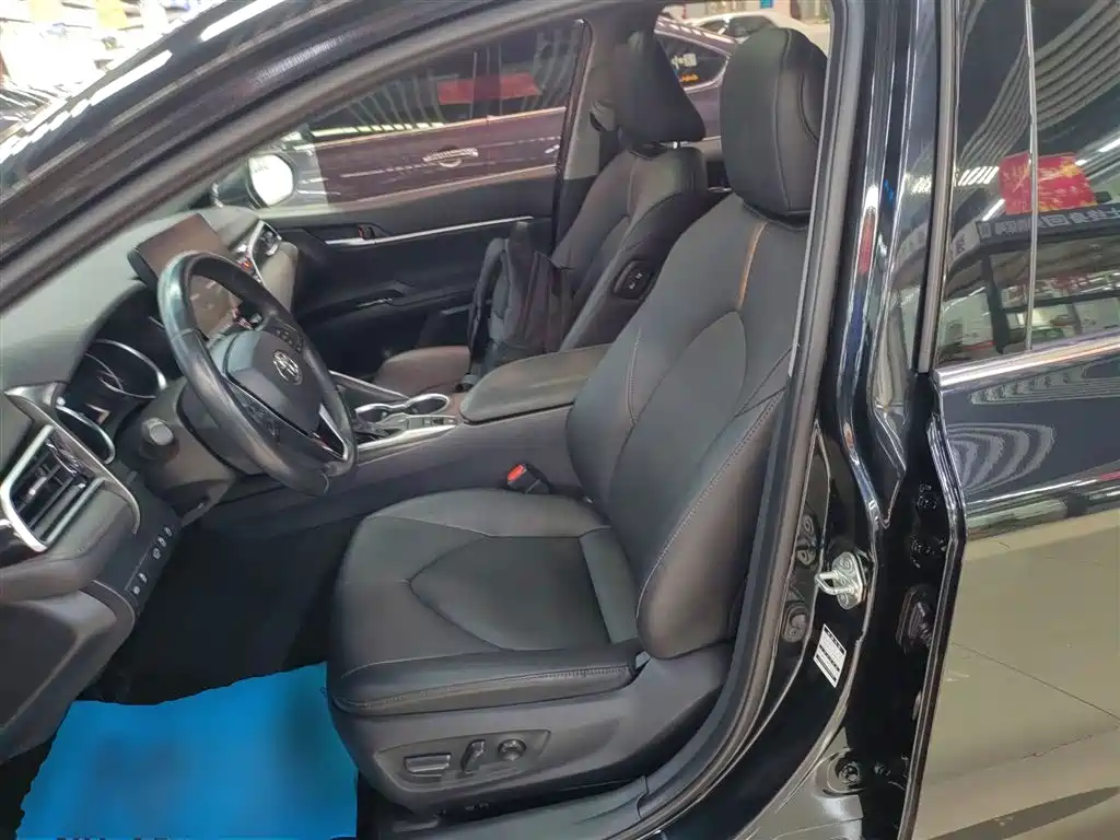 Toyota Camry 2021 2.0G Luxury Edition фото 15