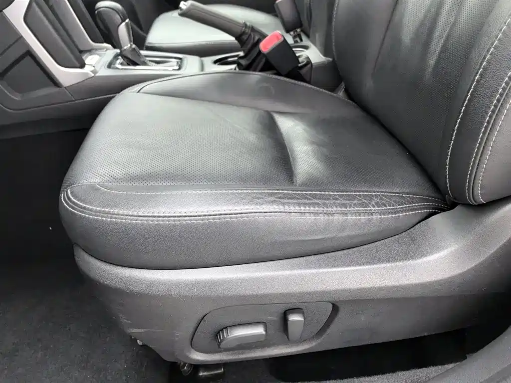 Subaru Forester 2016 2.5i Luxury Navigation Edition фото 20
