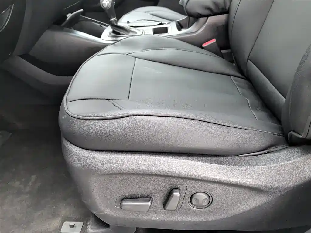 Kia Sorento 2016 Sorento L 2.4L Gasoline 4WD Custom Edition 7-Seater China V фото 20