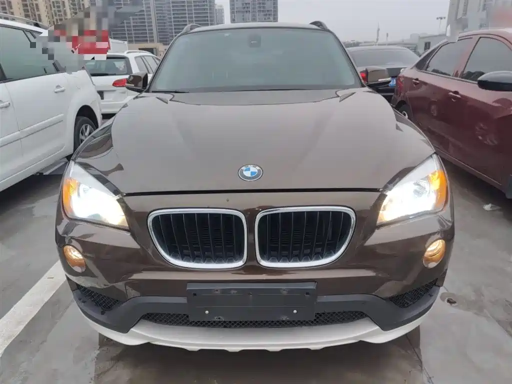 BMW X1 2014 sDrive18i Fashion Edition фото 3