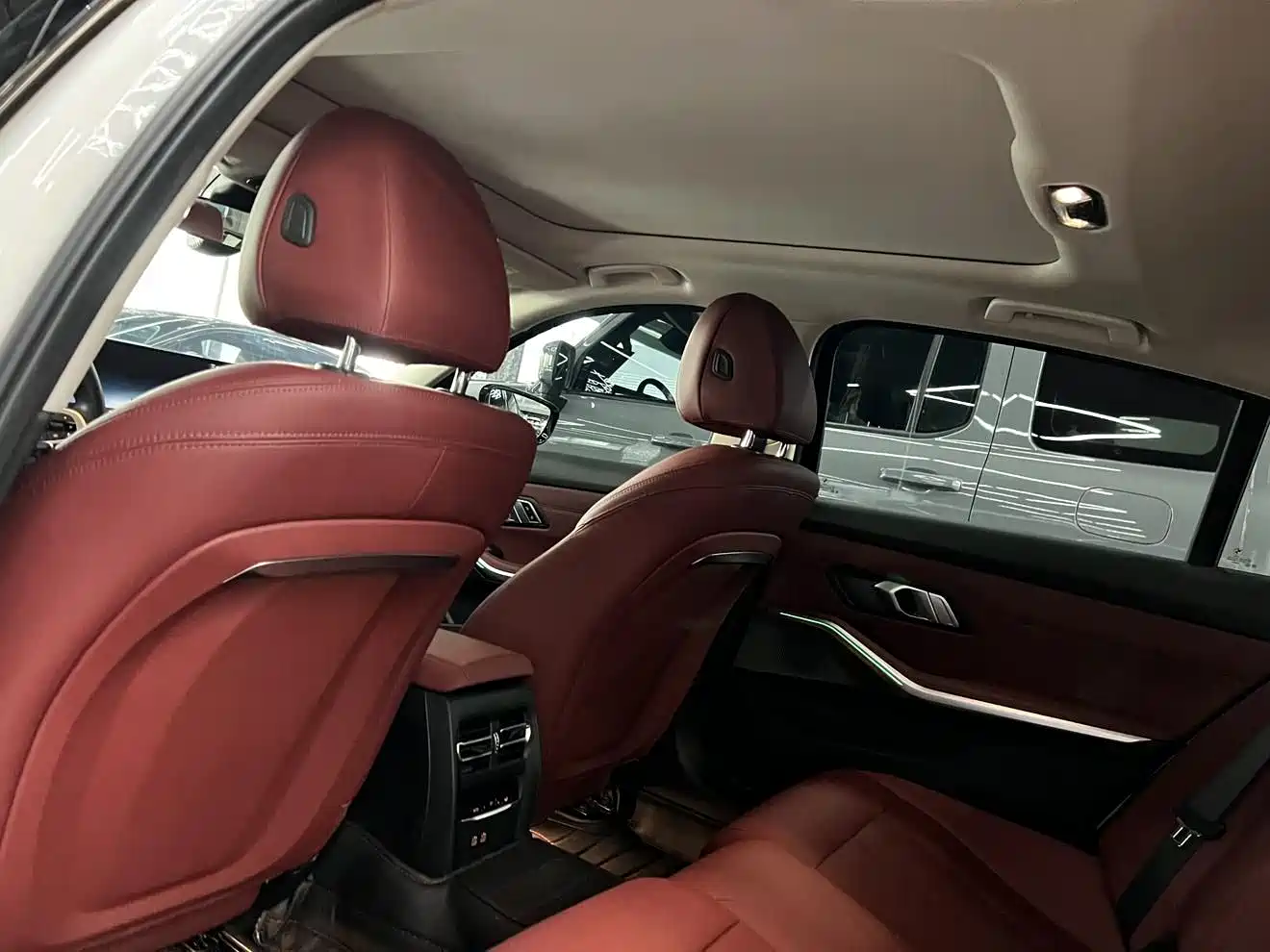 BMW i3 2022 eDrive 35 L фото 10