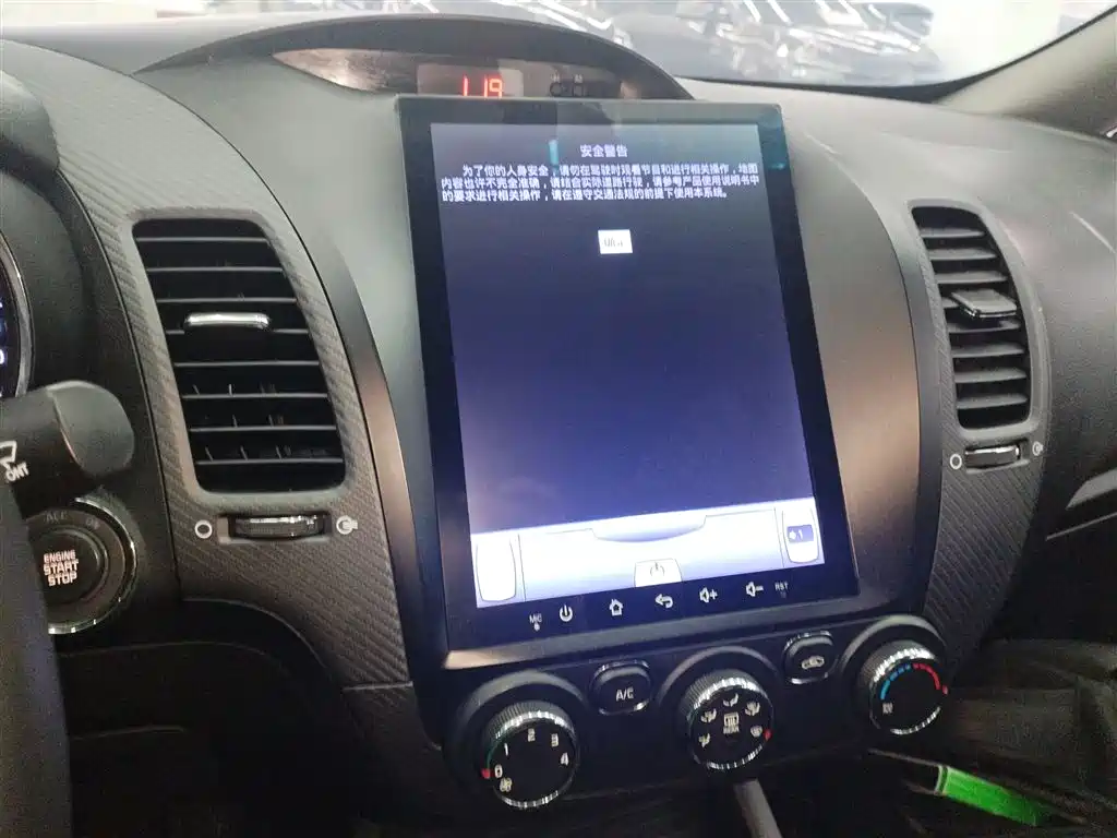 Kia K3 2016 1.6L Automatic GLS фото 9
