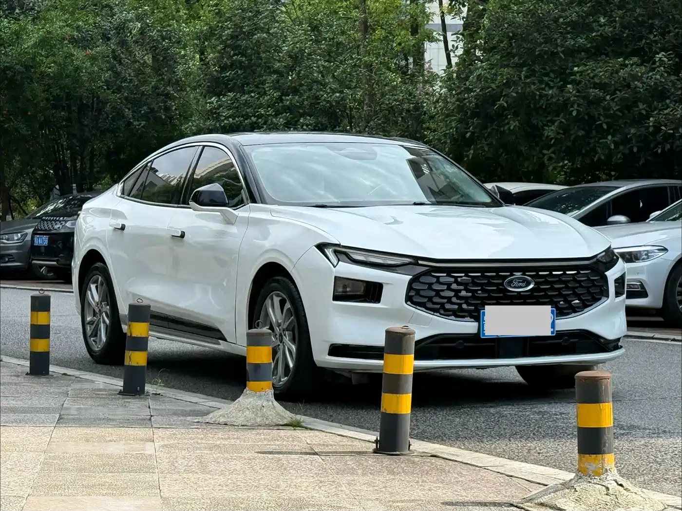 FORD MONDEO