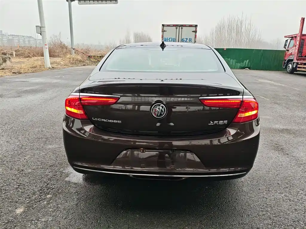 Buick LaCrosse 2018 Model 20T Elite Edition фото 6