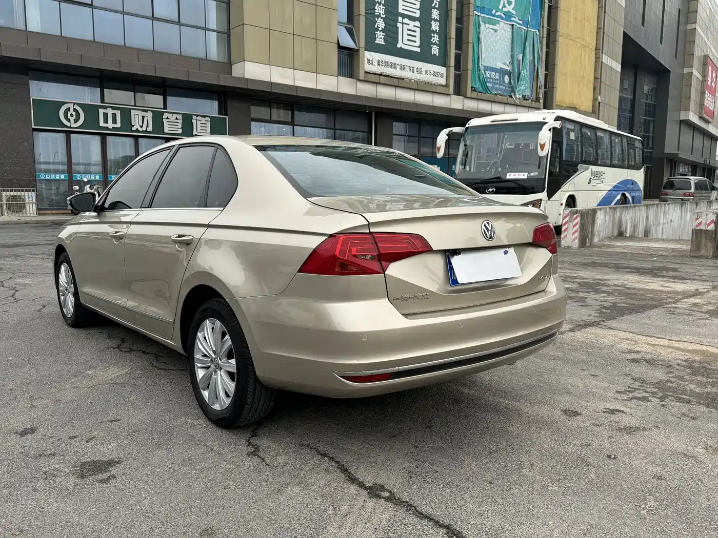 Volkswagen Bora 2016 Model 1.6L Automatic Comfort фото 5