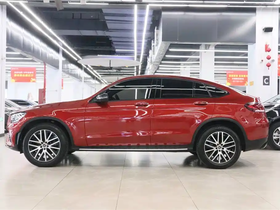 Mercedes-Benz GLC Coupe 2022 Facelift GLC 300 4MATIC Coupe SUV фото 3