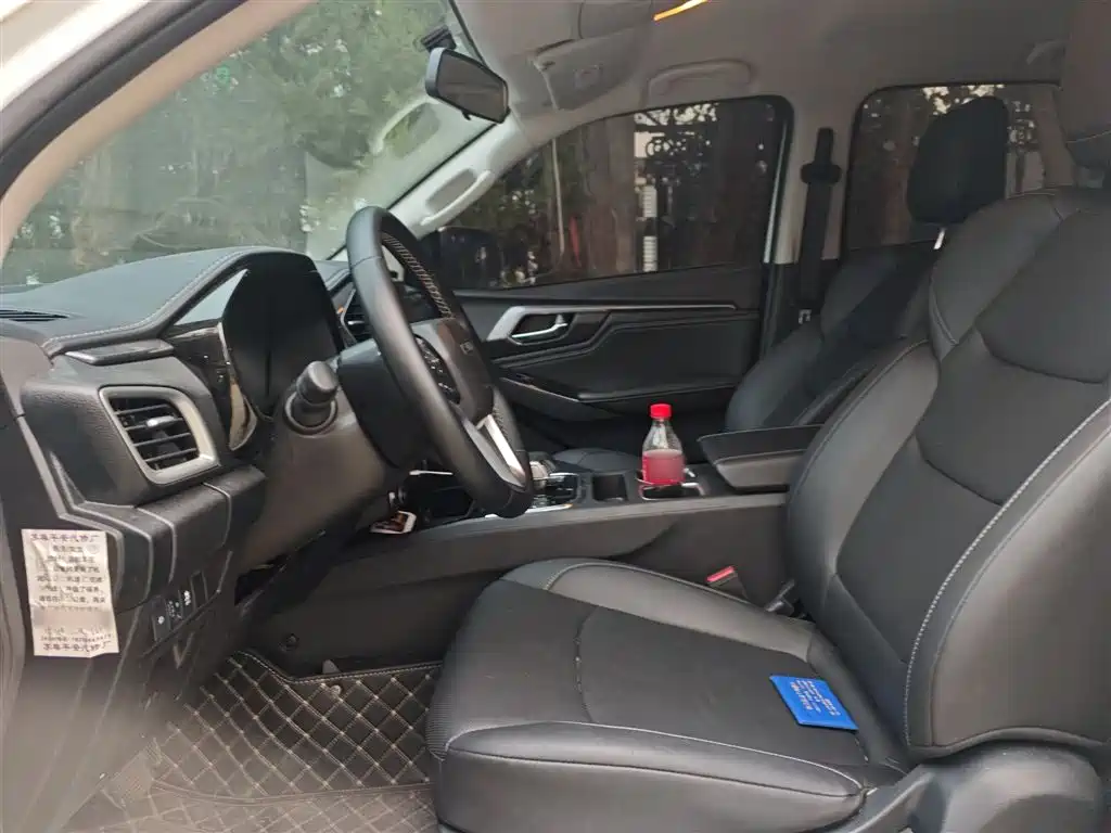 Isuzu Lingtuo 2024 2023 2.5T Automatic 2WD Diesel Standard Wheelbase Lingdong Edition
