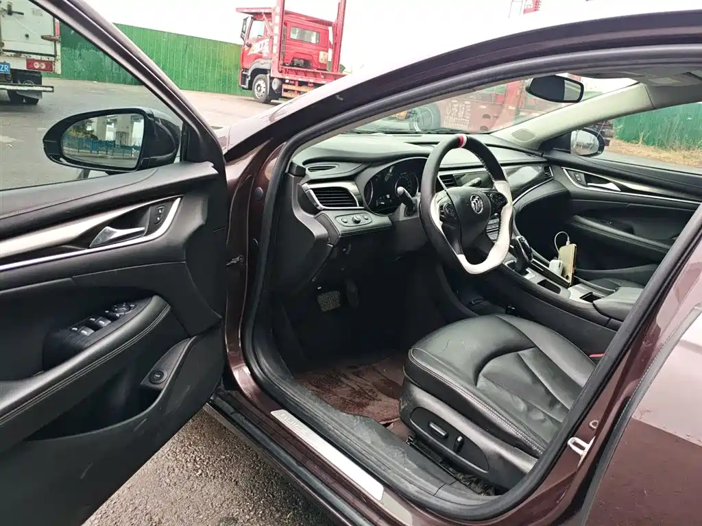 Buick LaCrosse 2018 Model 20T Elite Edition фото 16