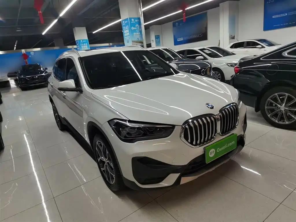 BMW X1 2022 sDrive25Li Leading фото 22