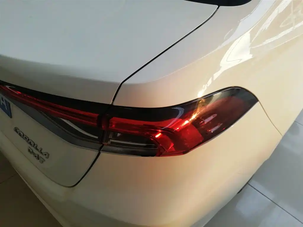 Toyota Corolla 2021 1.2T S-CVT Elite Edition фото 24