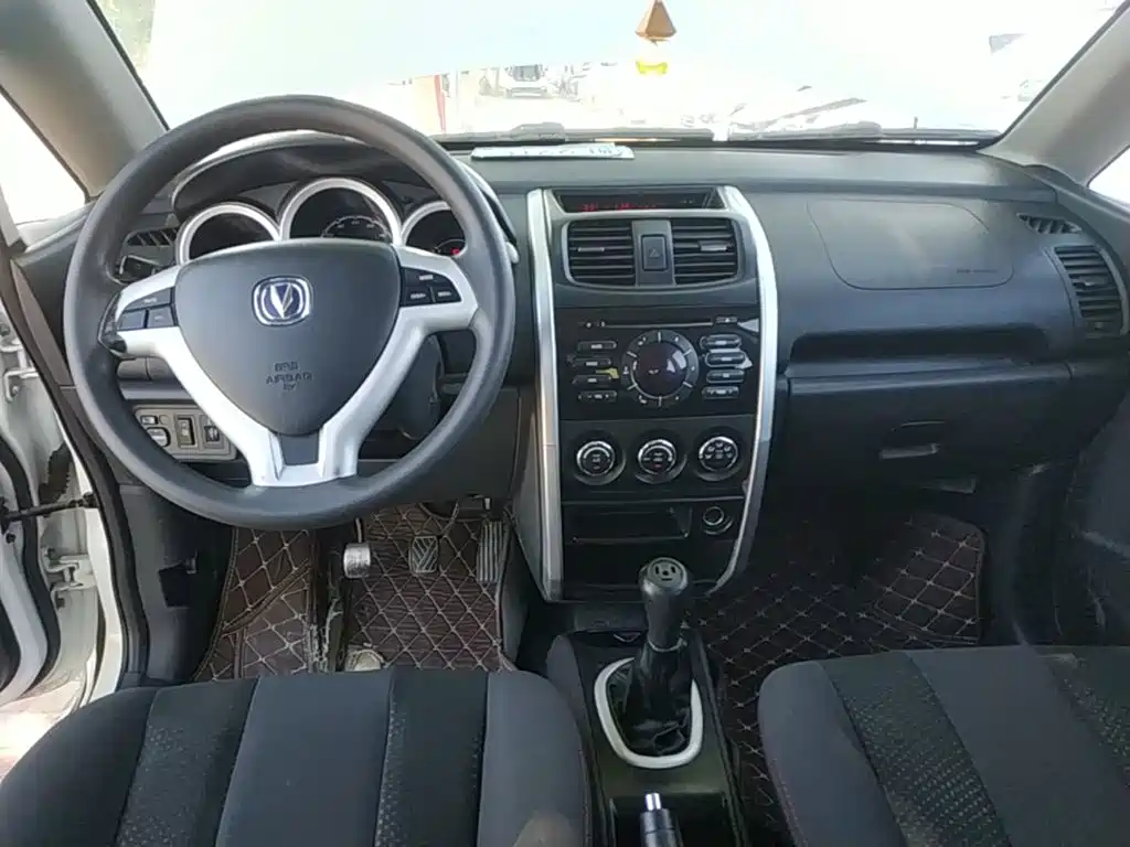 Changan CX20 2015 2014 1.4L Manual Sport Edition (China V)