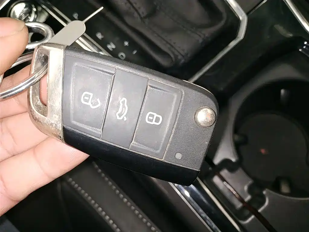 Volkswagen Passat 2017 330TSI DSG Prestige фото 17