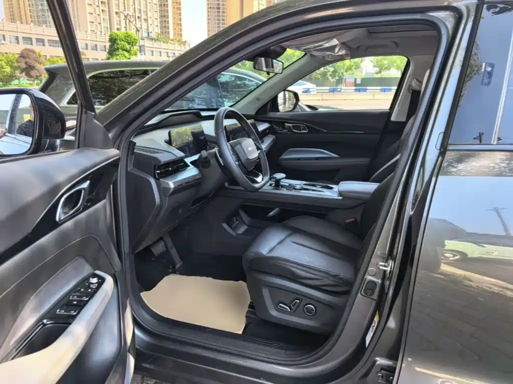 Changan Oshan Z6 2024 2023 Blue Whale 1.5T DCT Smart Leader Urban Edition