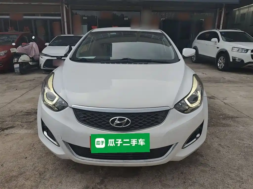 Hyundai Langdong 2016 1.6L Automatic Smart Edition фото 3