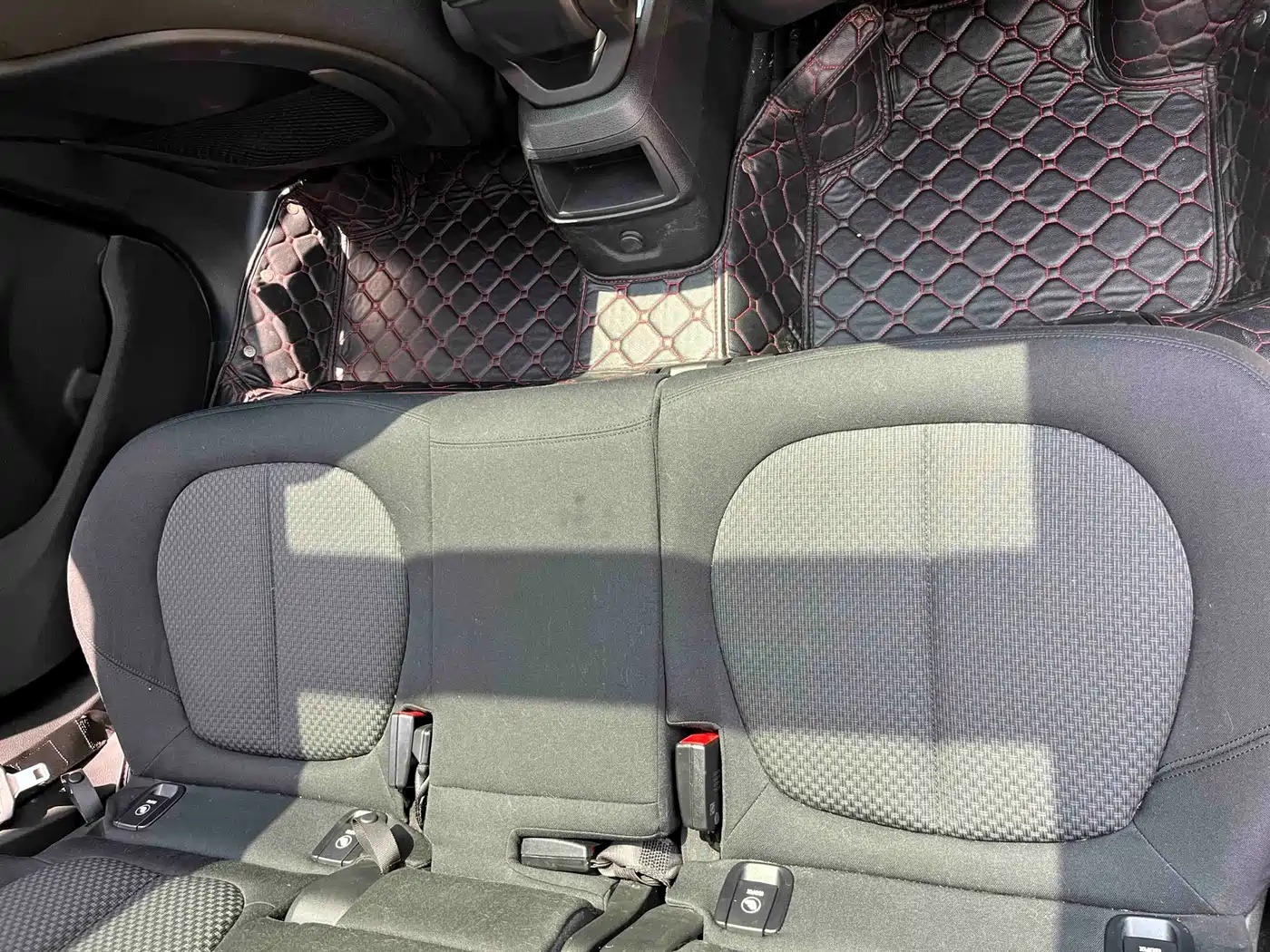 BMW 2 Series Touring 2016 218i Fashion Model фото 15