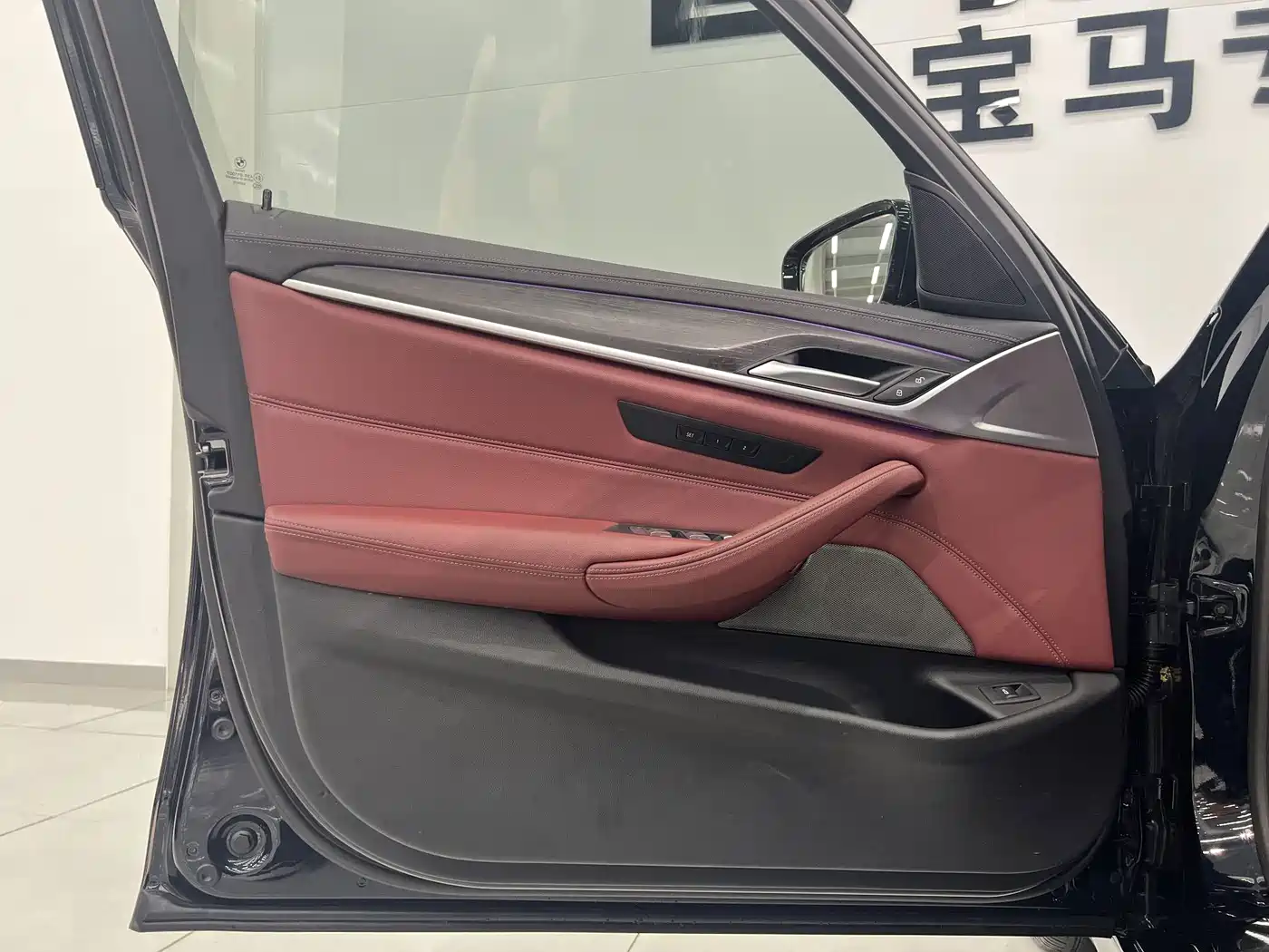 BMW 5 Series, миниатюра 23