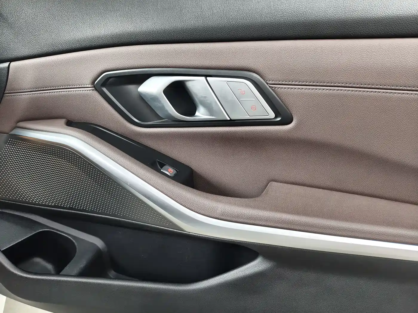 BMW 3 Series 2021 320Li M Sport Package фото 16