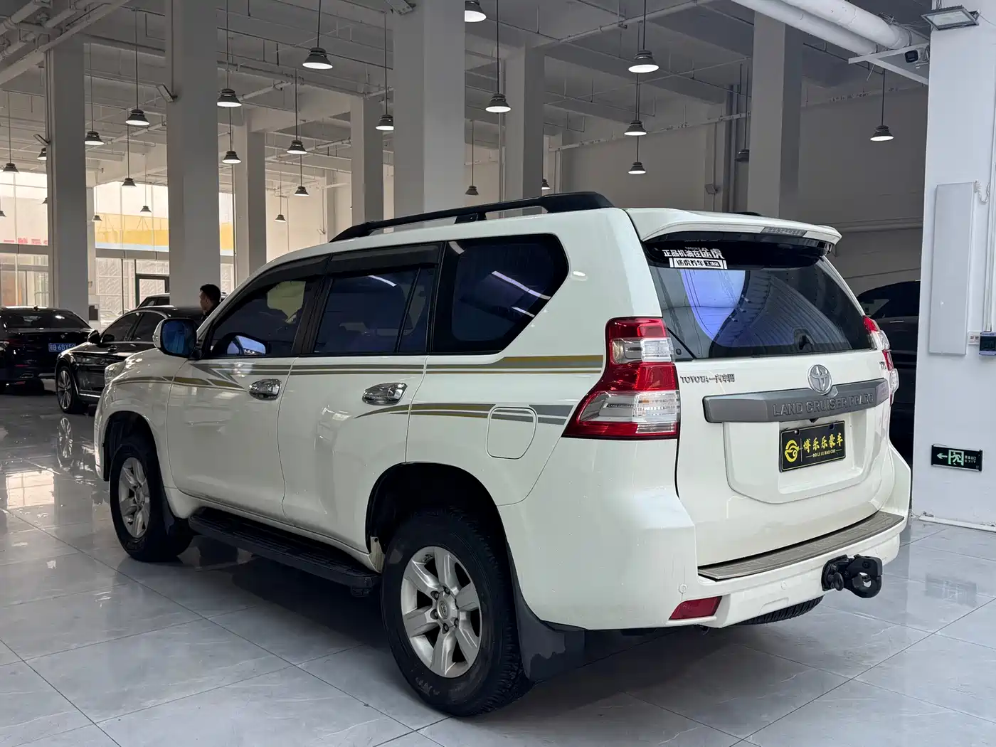 Toyota Prado 2016 2.7L Auto Standard Edition фото 14