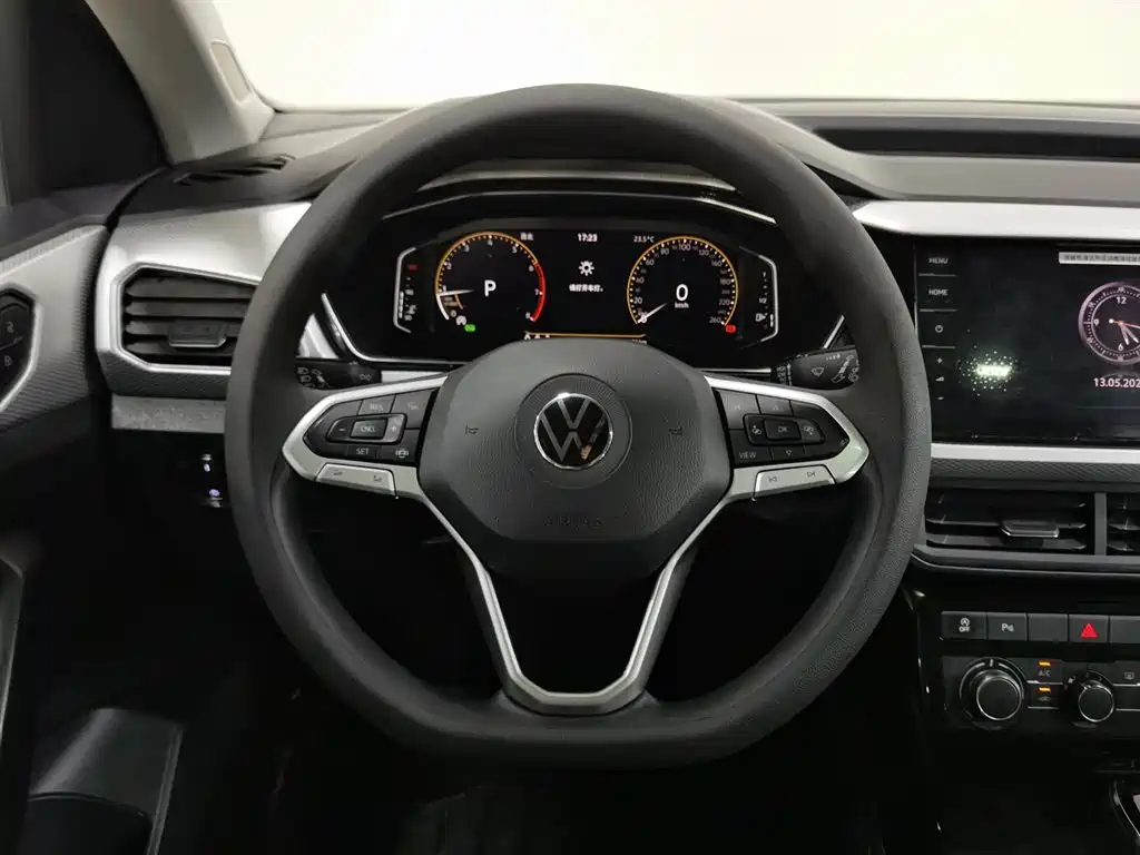 Volkswagen Tanying 2021 1.5L Automatic Smart Connect Edition фото 11
