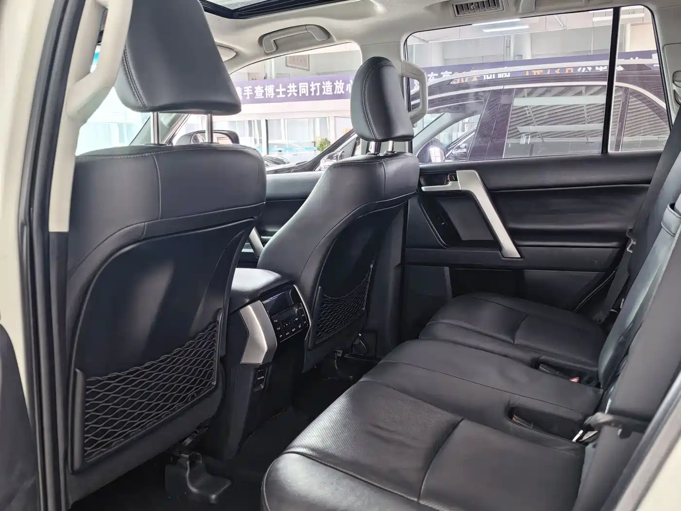 Toyota Prado 2019 3.5L Automatic TX-L Zunxiang Edition with Rear-mounted Spare Tire фото 9