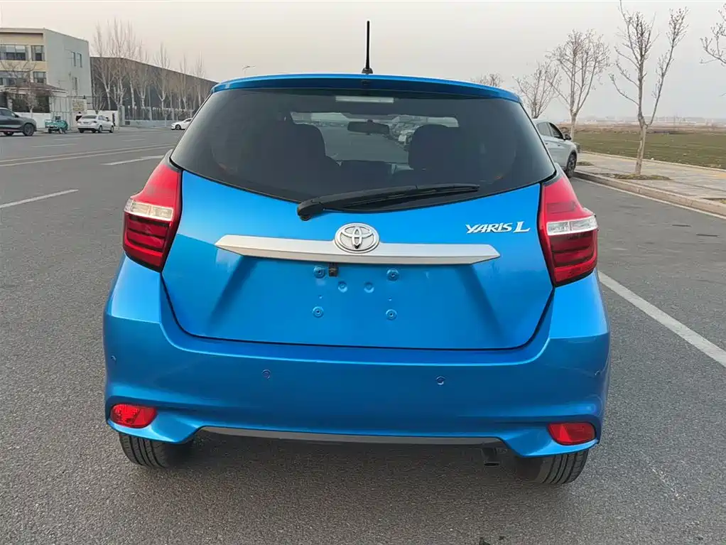 Toyota YARiS L Zhi Xuan 2016 Facelift 1.5E CVT Charming Edition фото 4