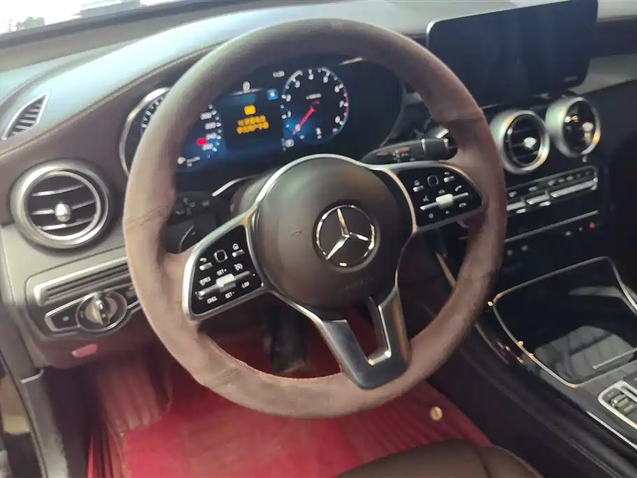Mercedes-Benz GLC 2021 GLC 260 L 4MATIC Sporty фото 15