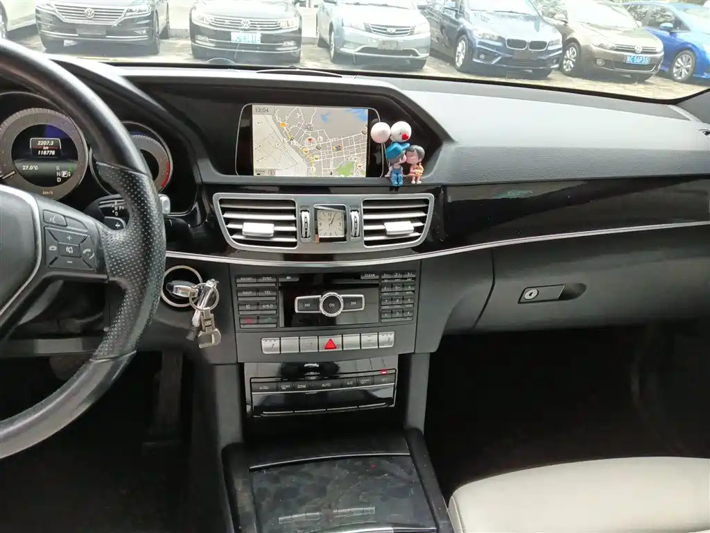 Mercedes-Benz E-Class 2014 Facelift E 300 L Sport фото 13
