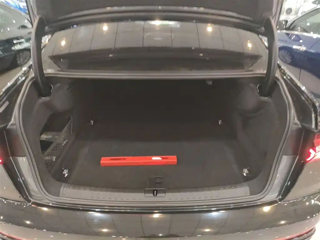 Audi A6L 2021 45 TFSI Exclusive Sport фото 15