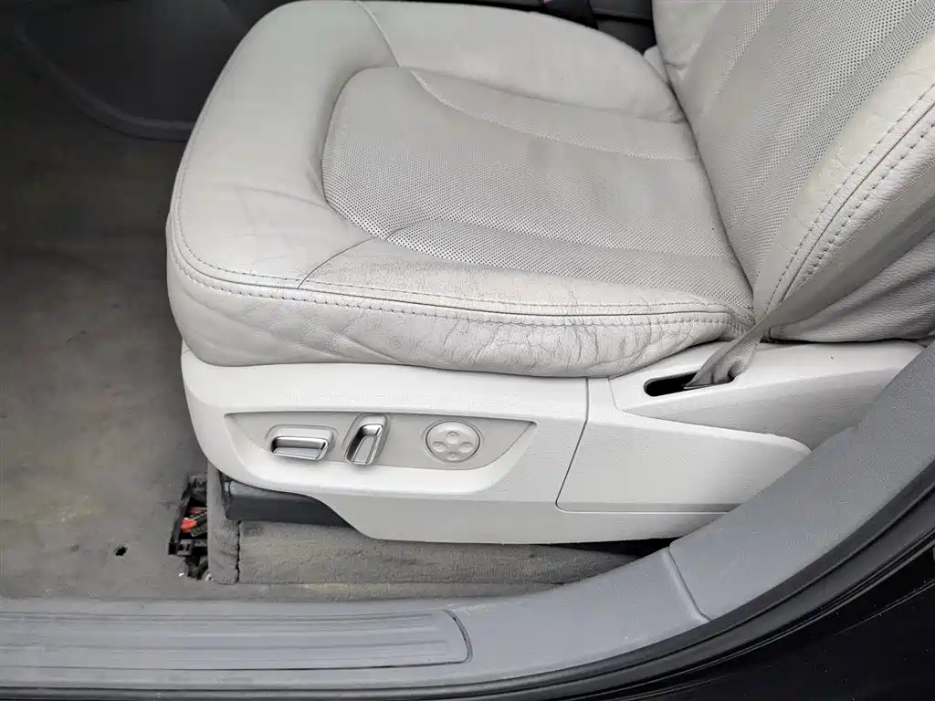 Audi Q7 2011 3.0 TFSI Comfort (200kW) фото 20