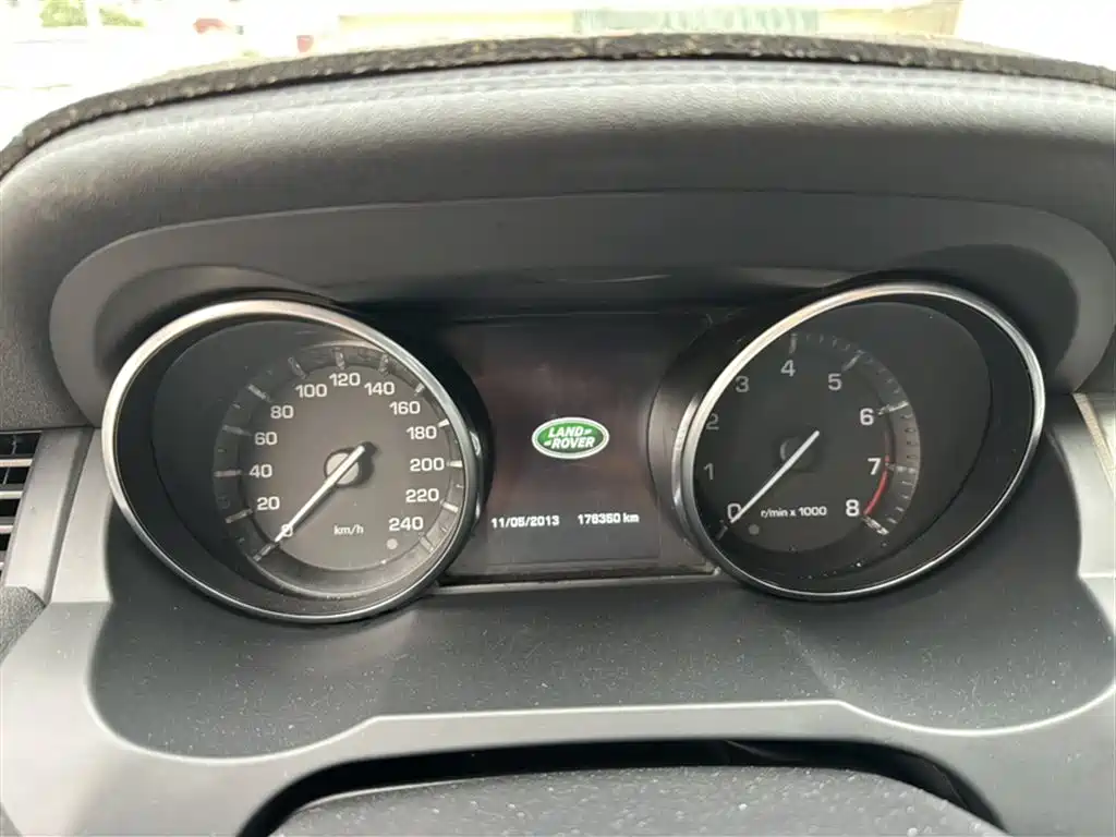 Land Rover Range Rover Evoque (Import) 2014 2.0T 5-door Brilliance Premium фото 5