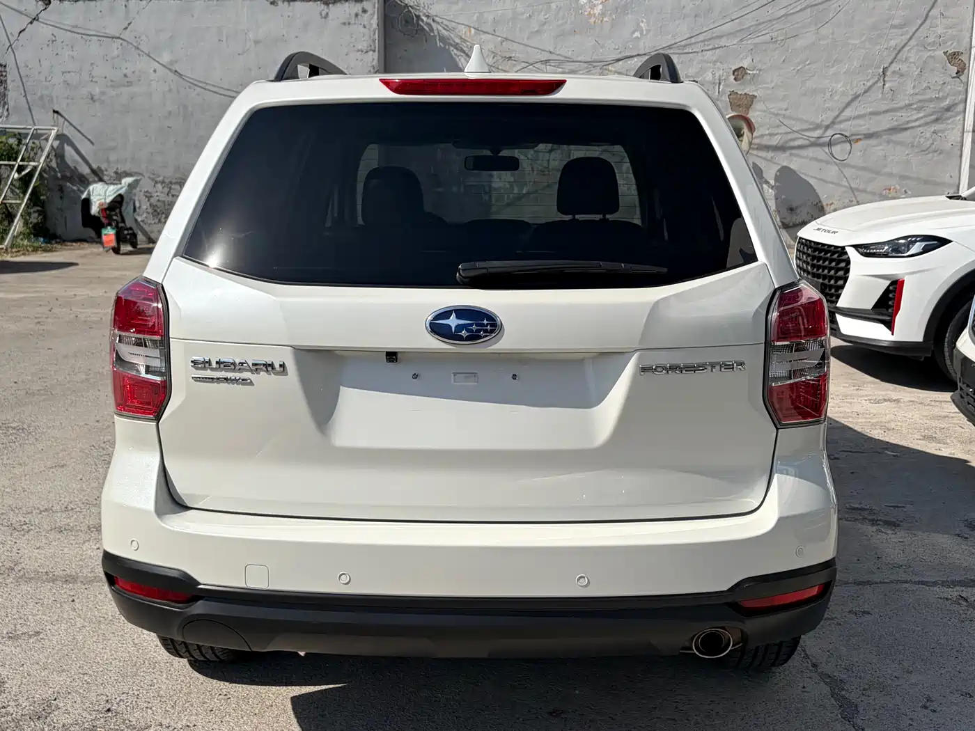 Subaru Forester 2013 2.0i Automatic Luxury Navigation Edition фото 4