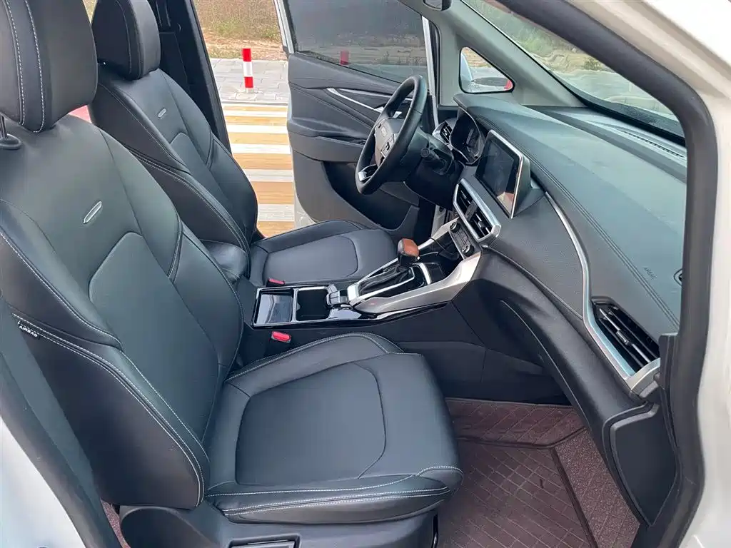 SAIC MAXUS CHASE G50