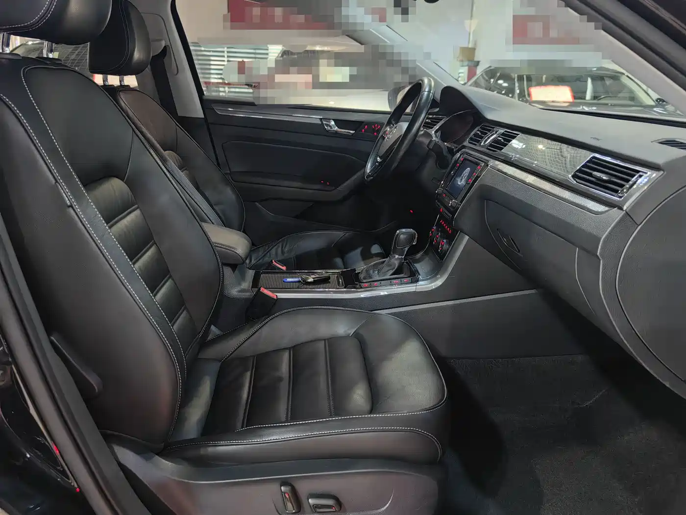Volkswagen Passat 2017 330TSI DSG Prestige фото 10