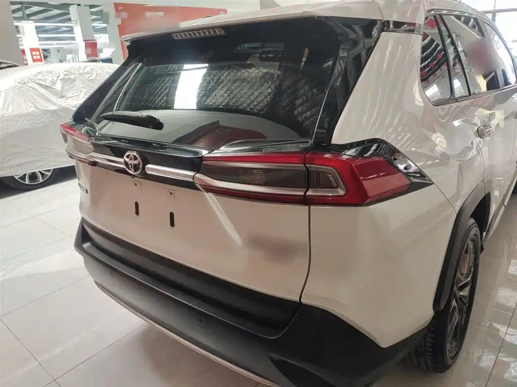 Toyota Wildlander 2023 2.0L CVT AWD Luxury PLUS фото 6