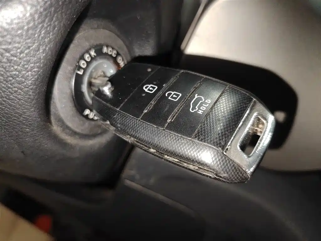 Kia Sportage 2015 2.0L Automatic 2WD GL фото 17