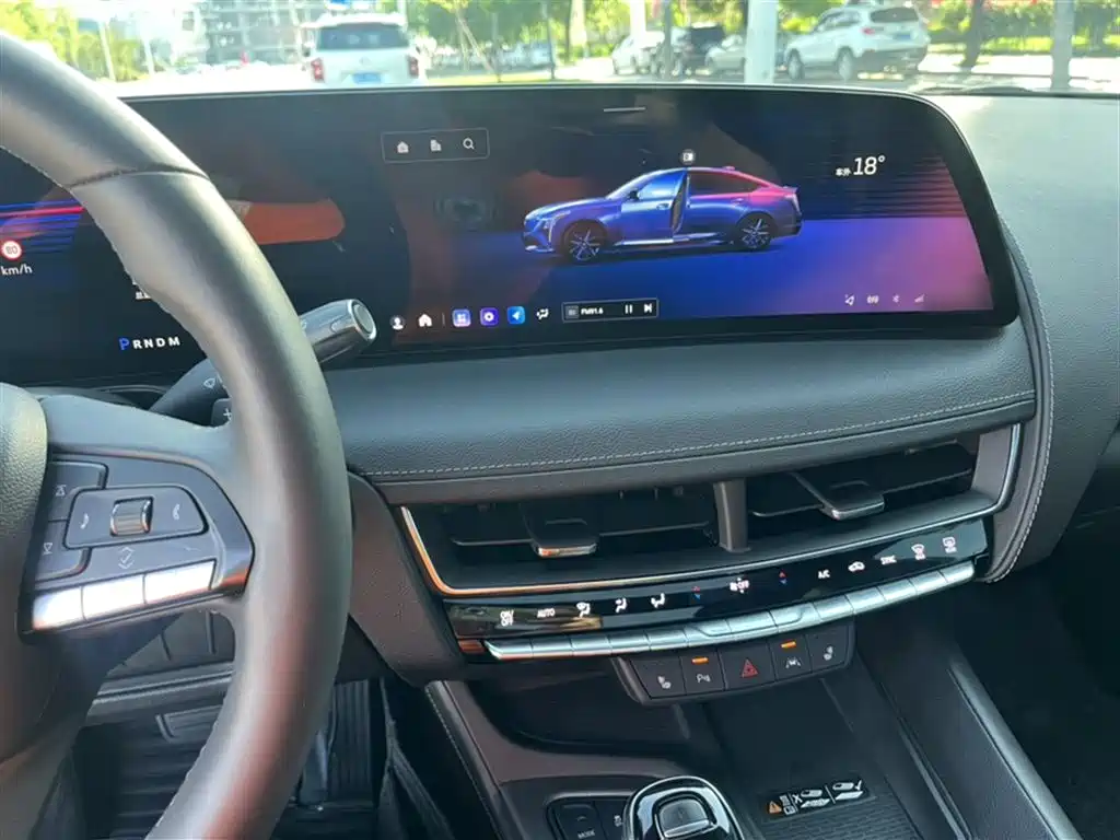 Cadillac CT5 2024 28T Luxury Model Pro фото 21