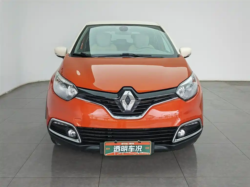Renault Captur 2015 1.2T Automatic Comfort Edition фото 3