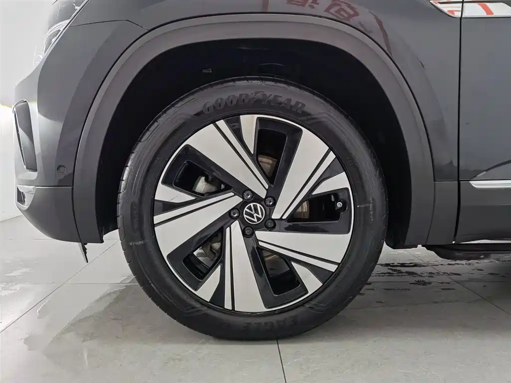Volkswagen Teramont 2023 Facelift 380TSI AWD Prestige Luxury фото 17
