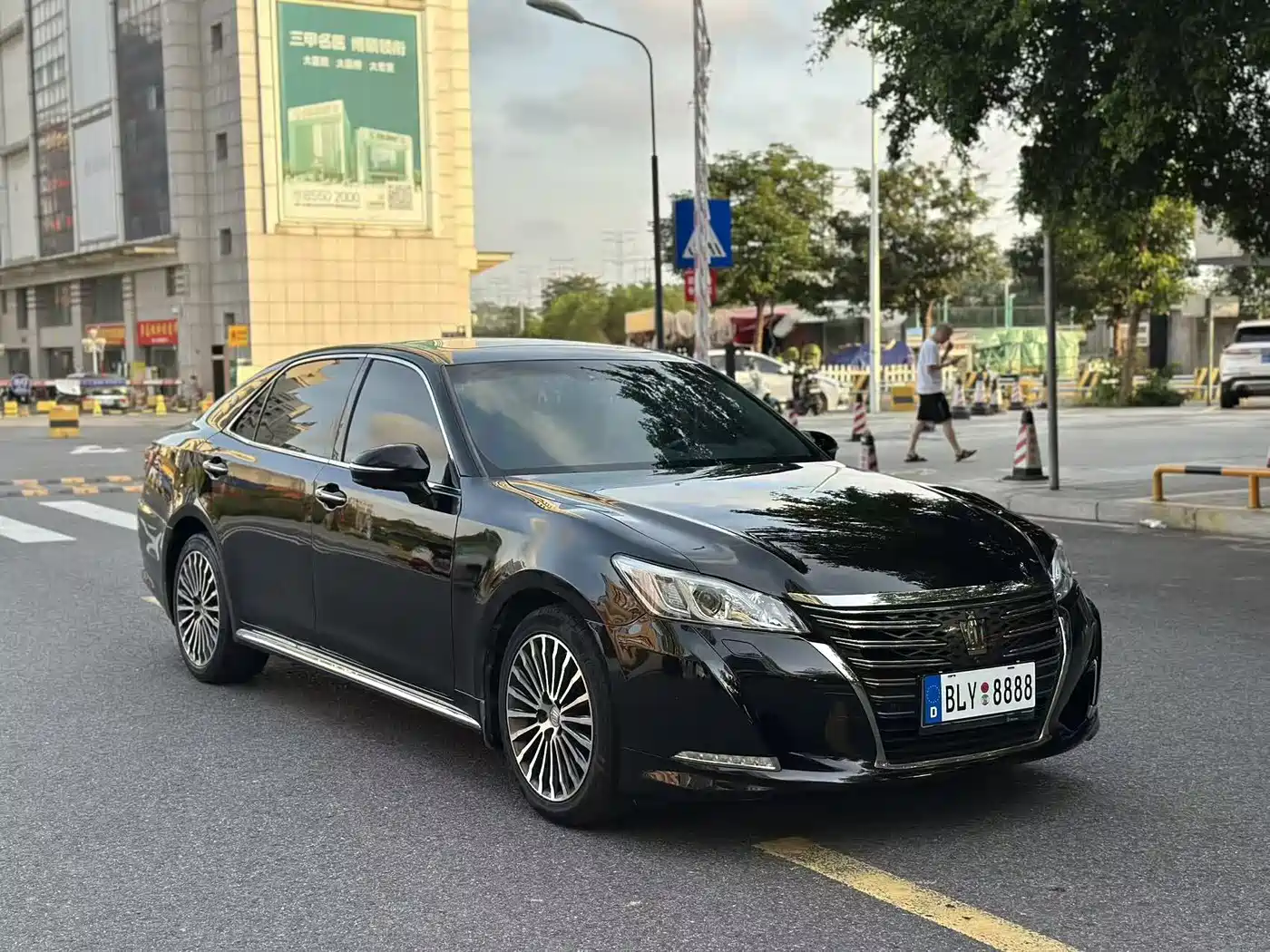 Toyota Crown 2018 2.0T Sport Edition фото 3