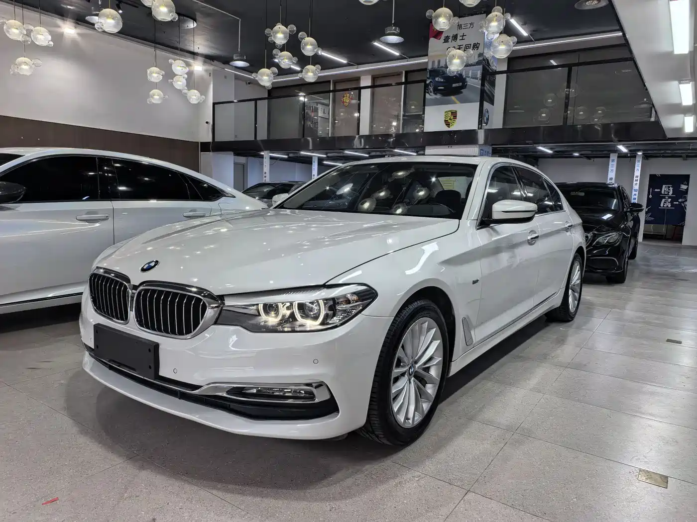 BMW 5 Series 2018 Facelift 530Li Leading Luxury Package