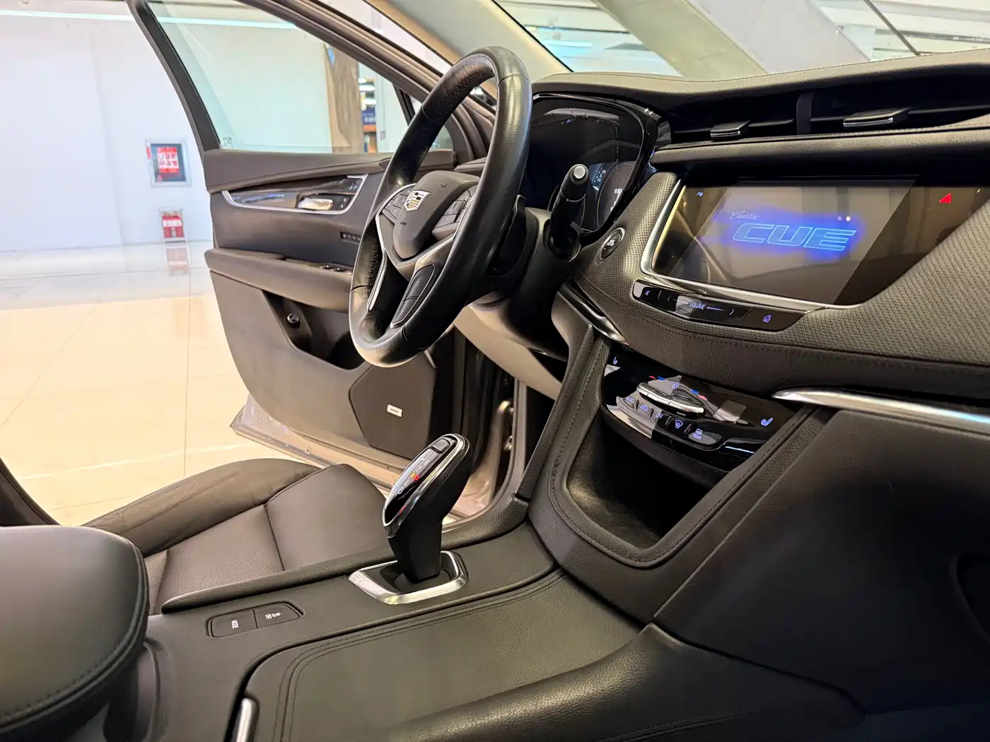 Cadillac XT5 2018 25T Luxury фото 14