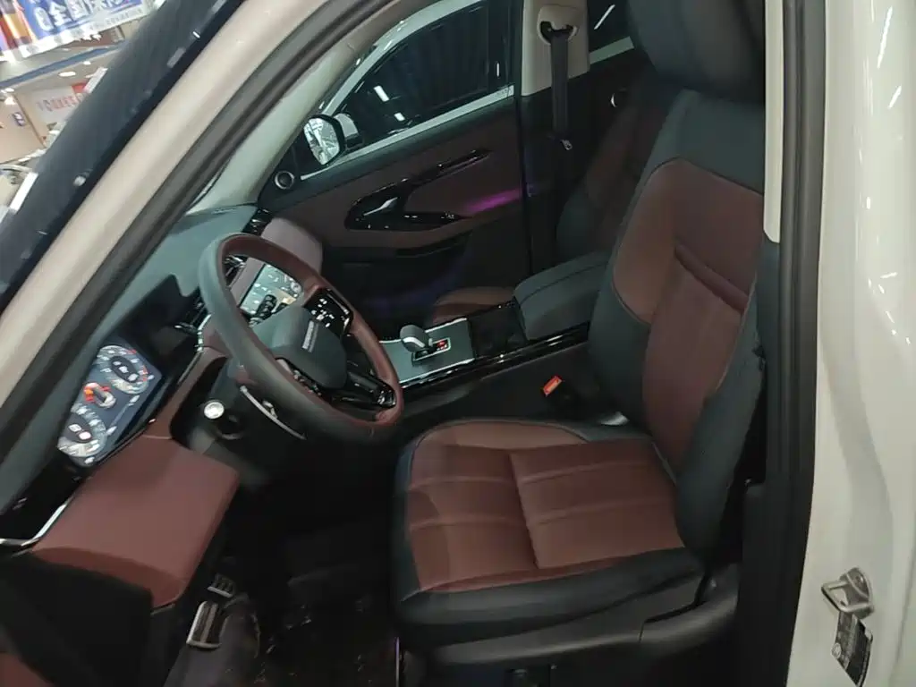 Land Rover Range Rover Evoque 2026 2024 Range Rover Evoque L 249PS Light Master Edition