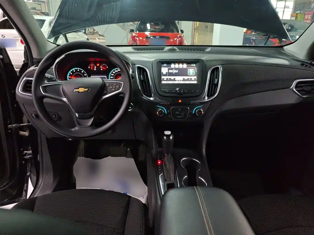 Chevrolet Equinox 2018 535T Automatic Frontier Edition фото 6