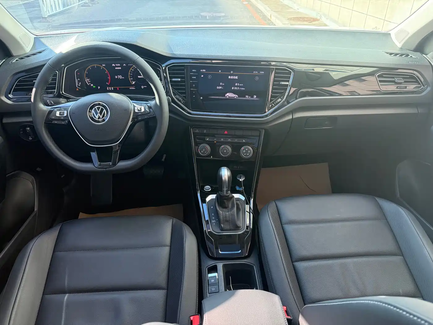 Volkswagen T-Roc, миниатюра 6