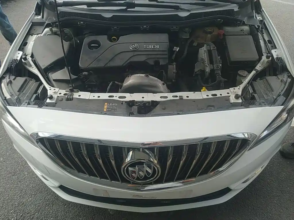 Фото 20 - Buick Verano