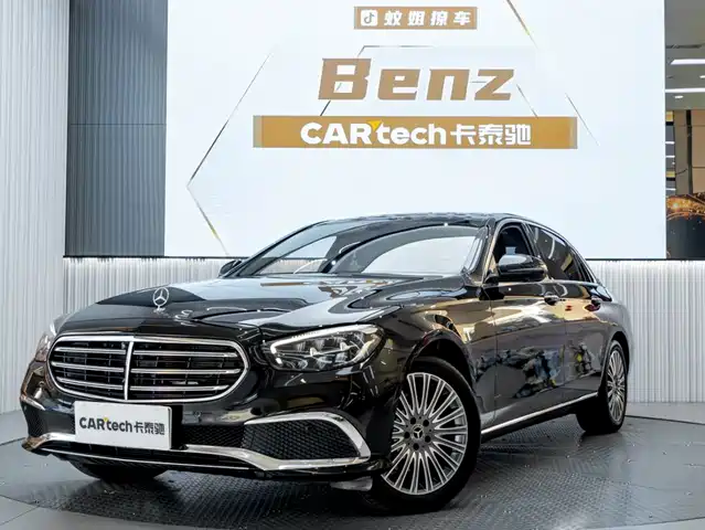 Mercedes-Benz E E 300 L, Люкс