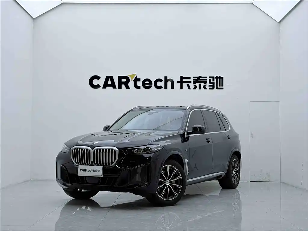 BMW X5 2023 xDrive 30Li M Sport Package