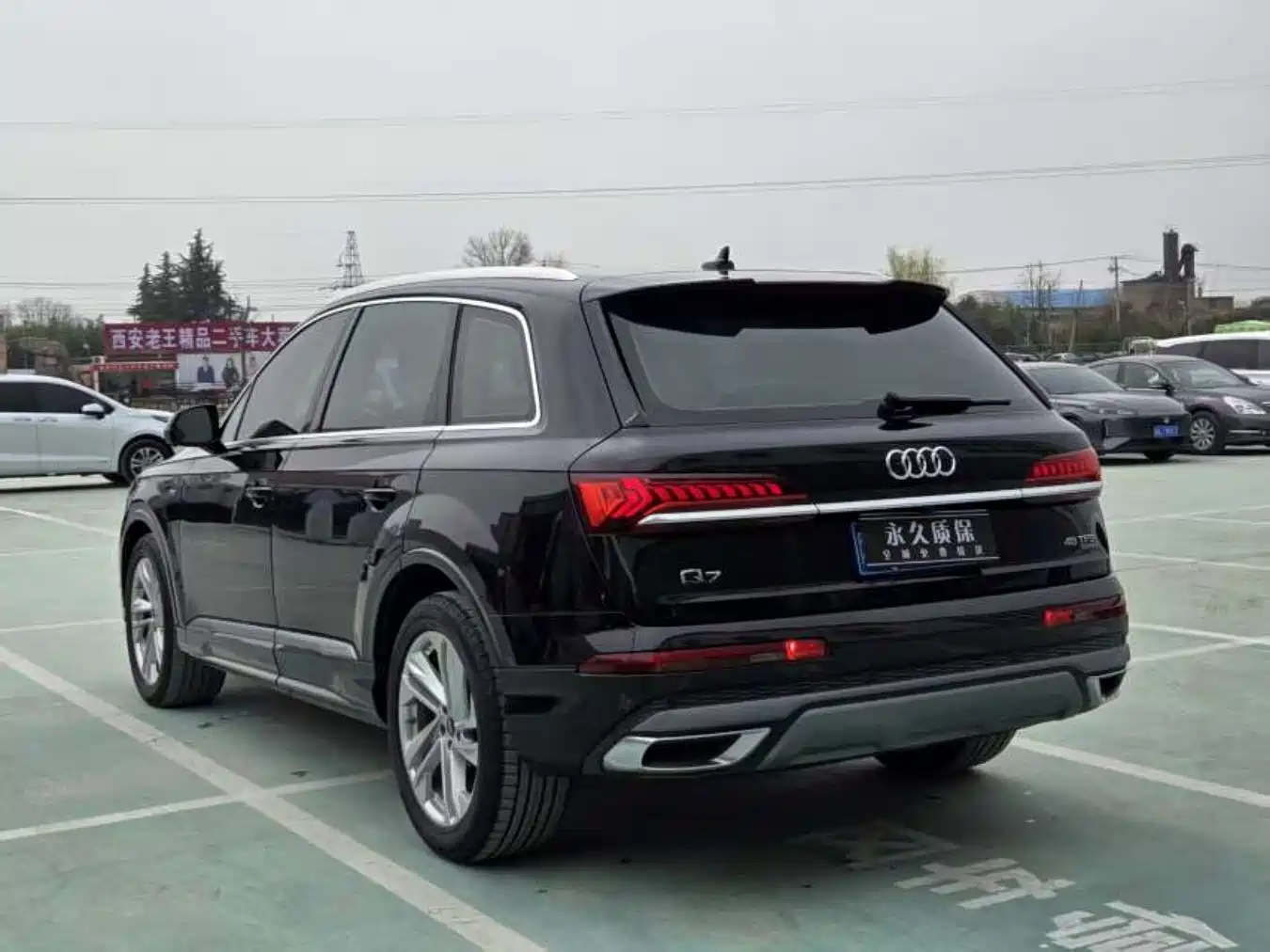 AUDI Q7