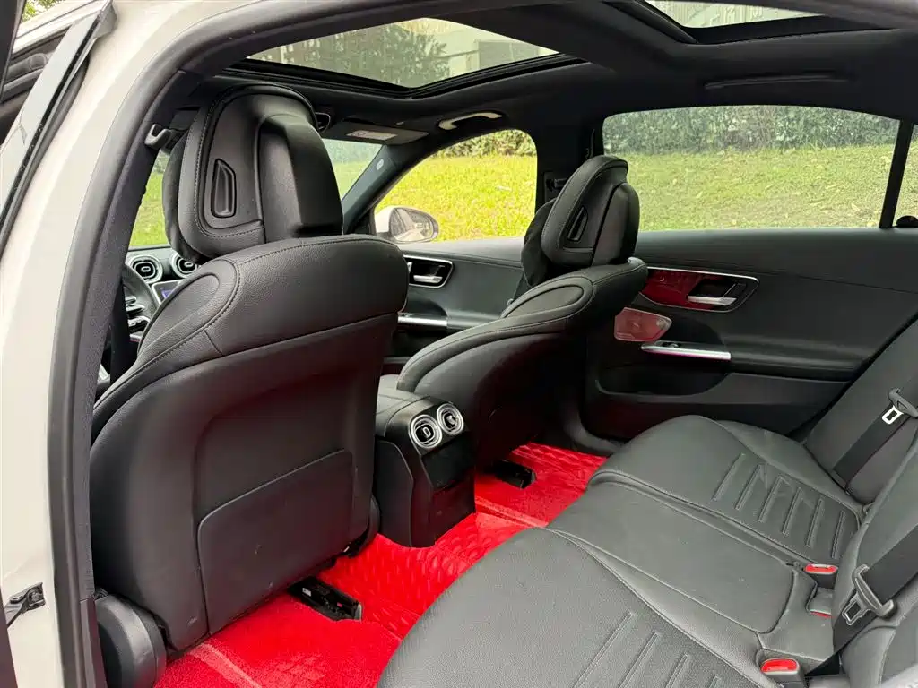 Mercedes-Benz C-Class 2024 C 260 L Sport фото 9